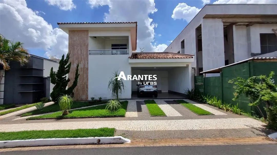 Casa em Condomínio com 208m² 4 quartos à venda no Royal Park