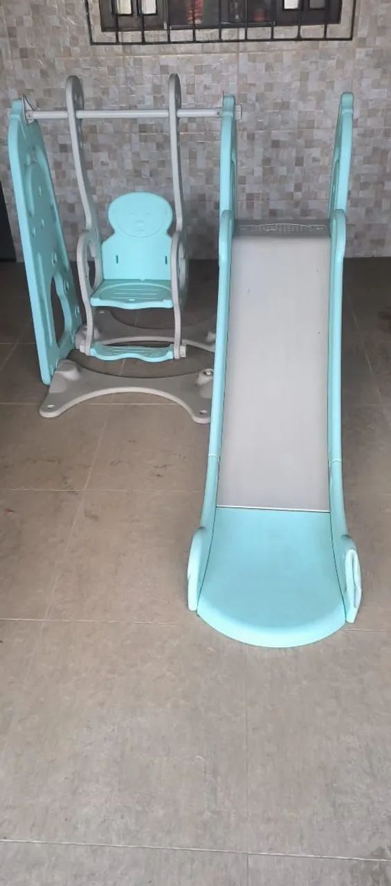 Escorregador Infantil com Balanço Integrado - Foto 2