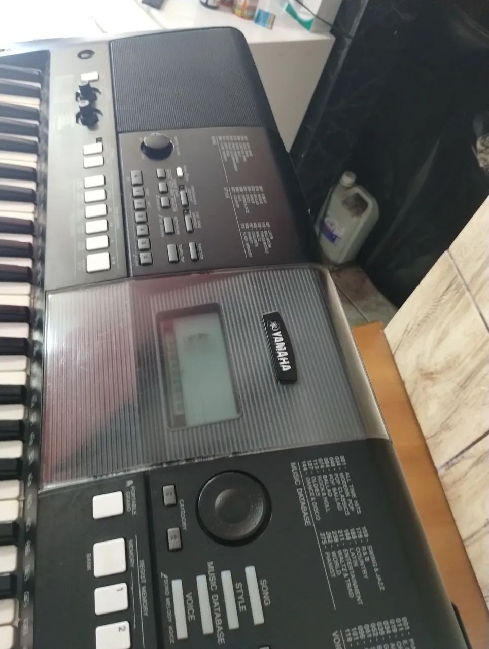 Teclado Yamaha PSR-e423  - Foto 2