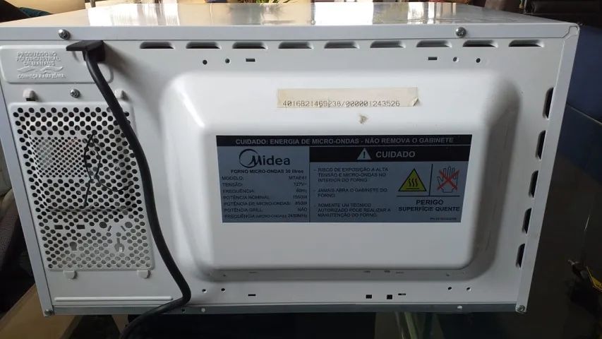Microondas Midea 30 litros - novinho - Foto 3