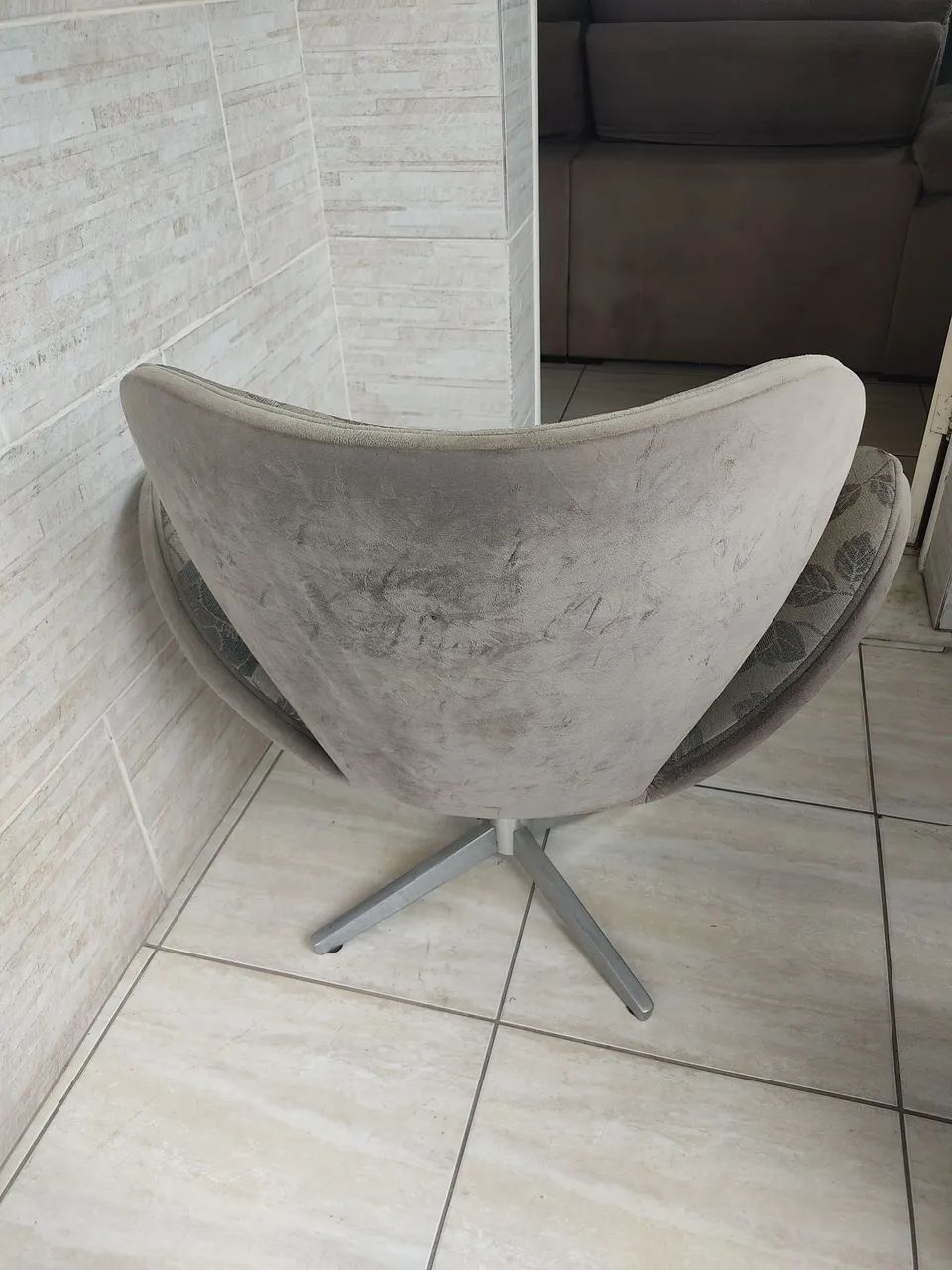 Poltrona Giratória Floral - Foto 3
