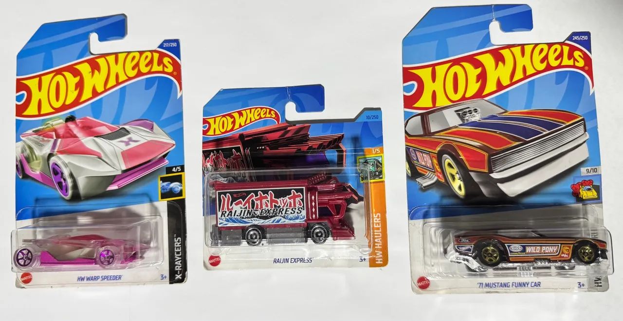 3 Hot Wheels T Hunt - lacrados 