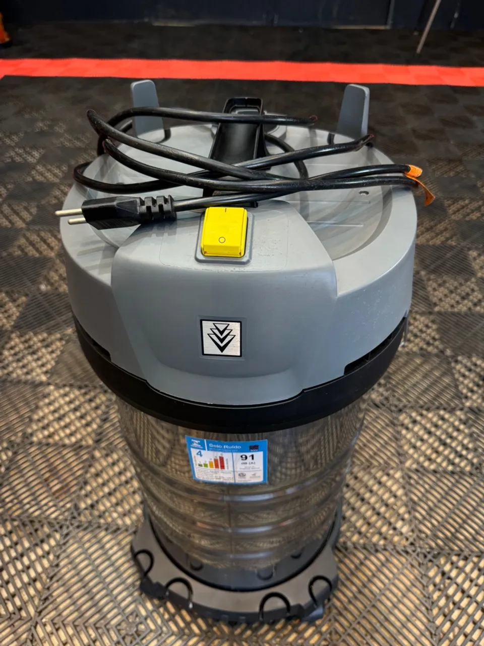 Aspirador de pó industrial Karcher