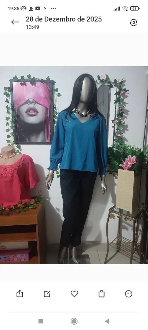 Blusas de Crepe Duna com Mangas Compridas e decote V. - Foto 2