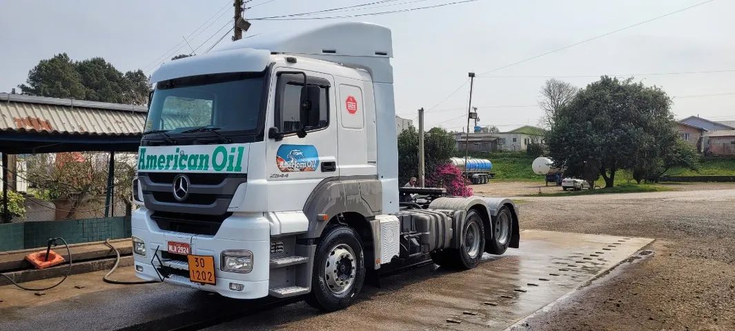 MERCEDES BENZ / AXOR 2544 S 6X2 - Foto 2