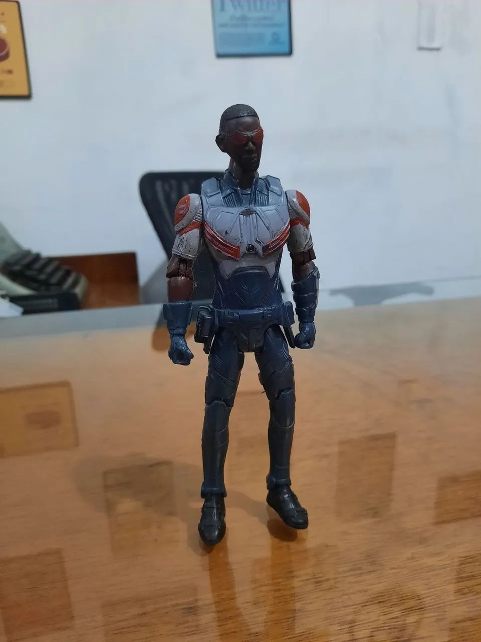 Boneco do Falcão - Marvel - Action Figure