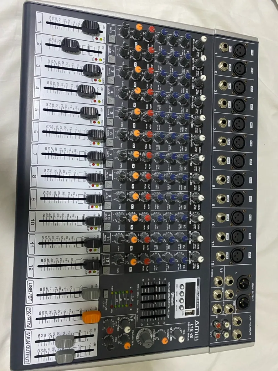 Mesa de Som AMW L12 v2 - Mixer Profissional