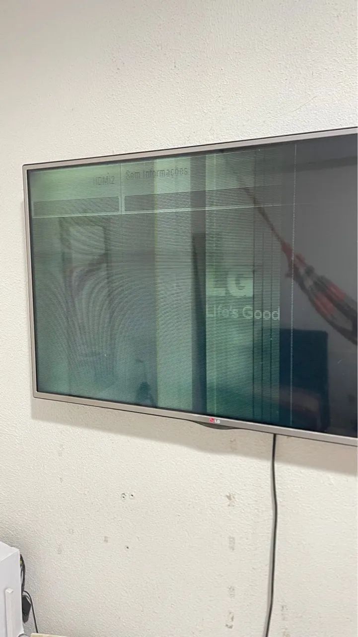 TV LG com defeito na tela