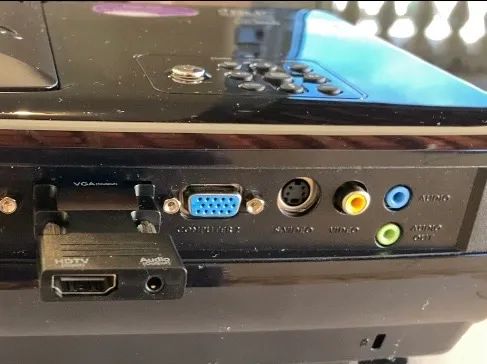 Projetor Benq * pouco uso * lâmpada nova  - Foto 2