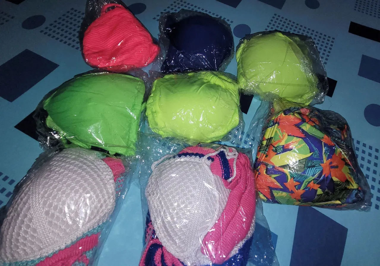Kits de Biquínis Coloridos e Vibrantes