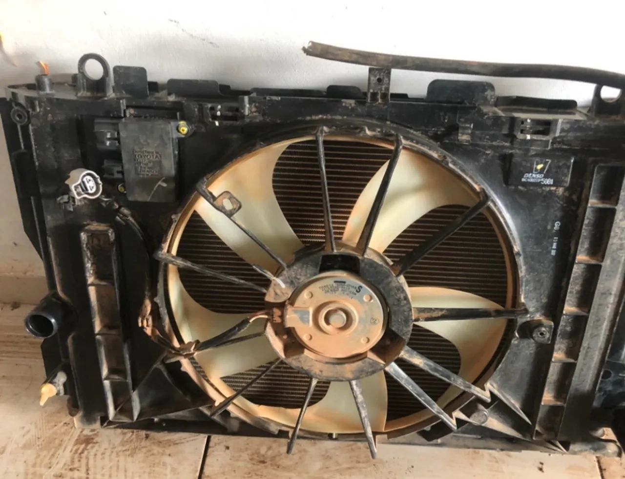 Radiador Corolla  - Foto 2