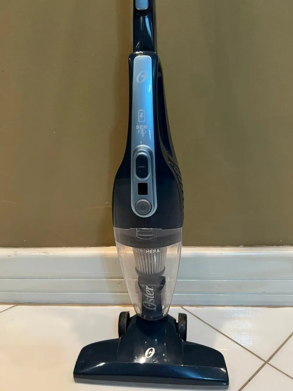 Aspirador de Pó Sem Fio Azul Oster Bivolt