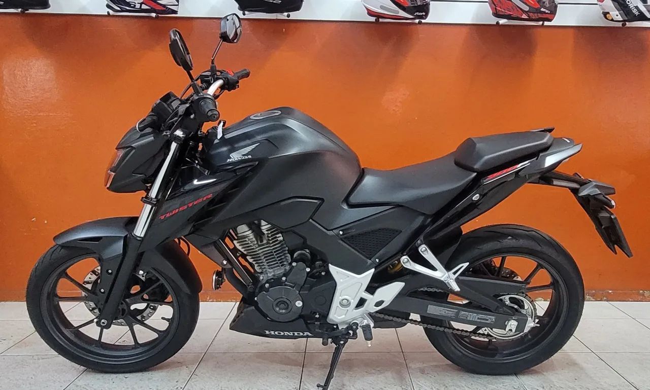 MAURI MOTOS - APENAS 900 KM - HONDA CB 300F  - Foto 2