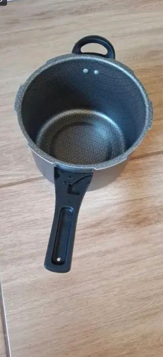 Panela de Pressão mta 4,5 Litros