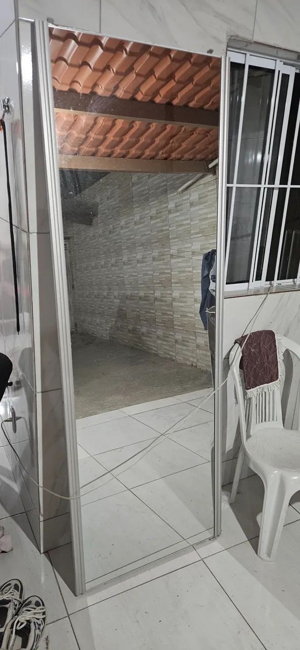 Espelho com rodinhas