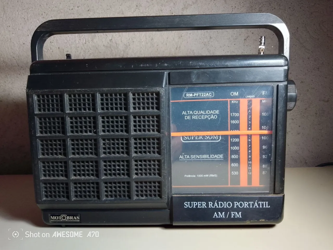 Rádio Portátil Motobras AM/FM RM-PFT22AC