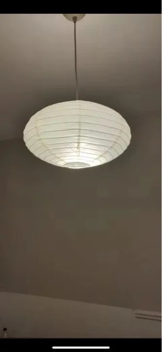 Luminária de papel bege