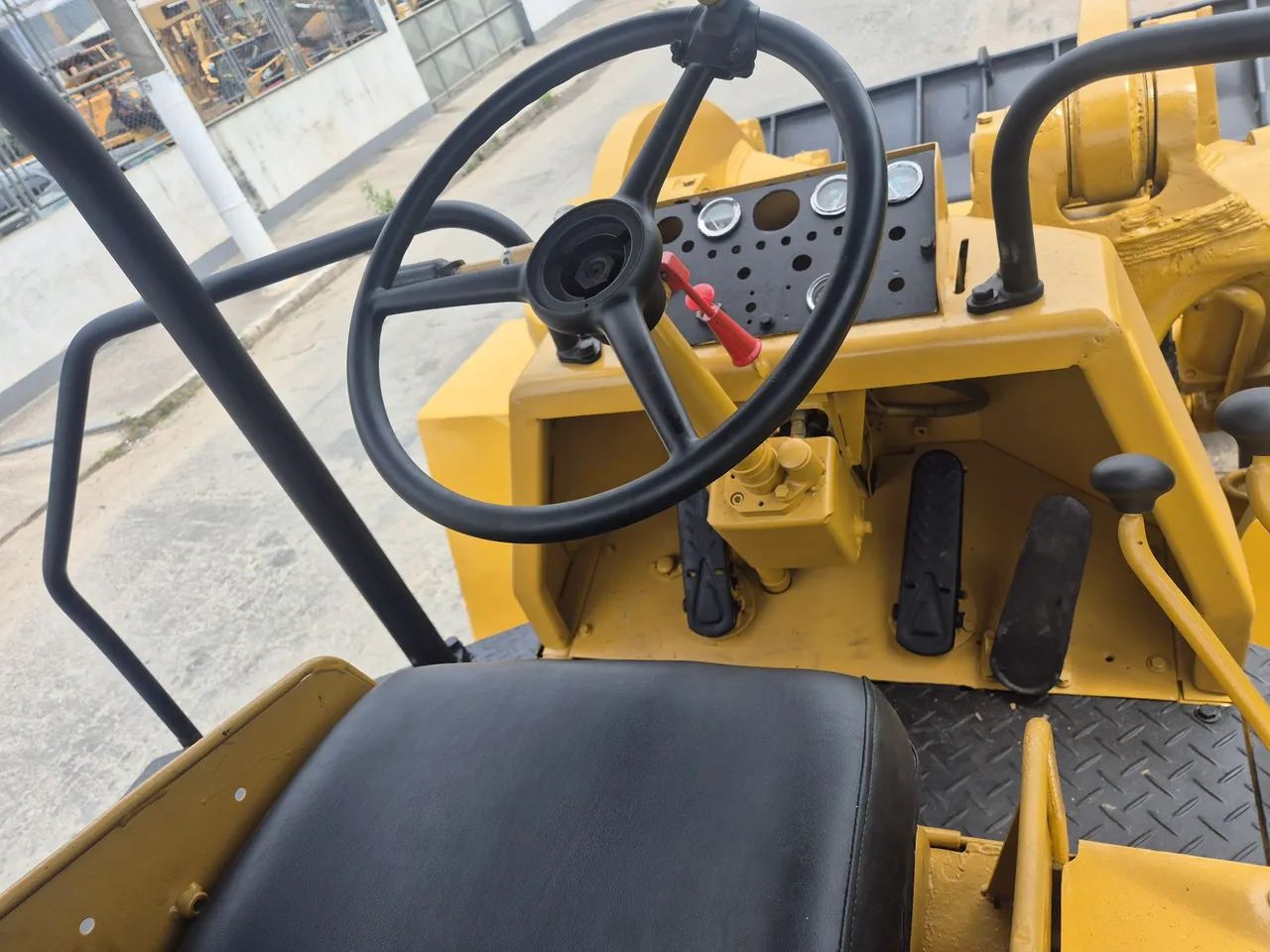 Pa Carregadeira Caterpillar 966R, ano 1992 - Foto 5