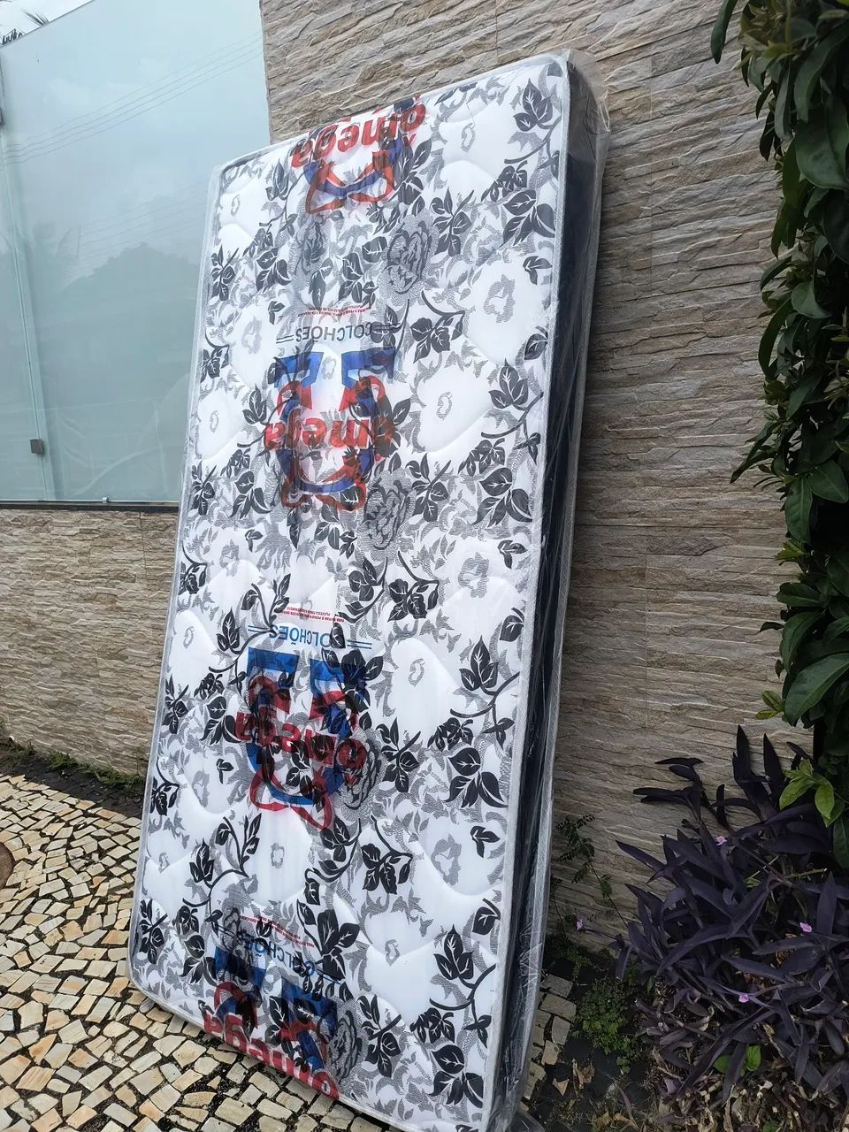 Colchão de Solteiro D33, 14cm de espuma "PROMOÇÃO" 0.88x1.88, Marca Ômega Morfeu, novos  - Foto 2