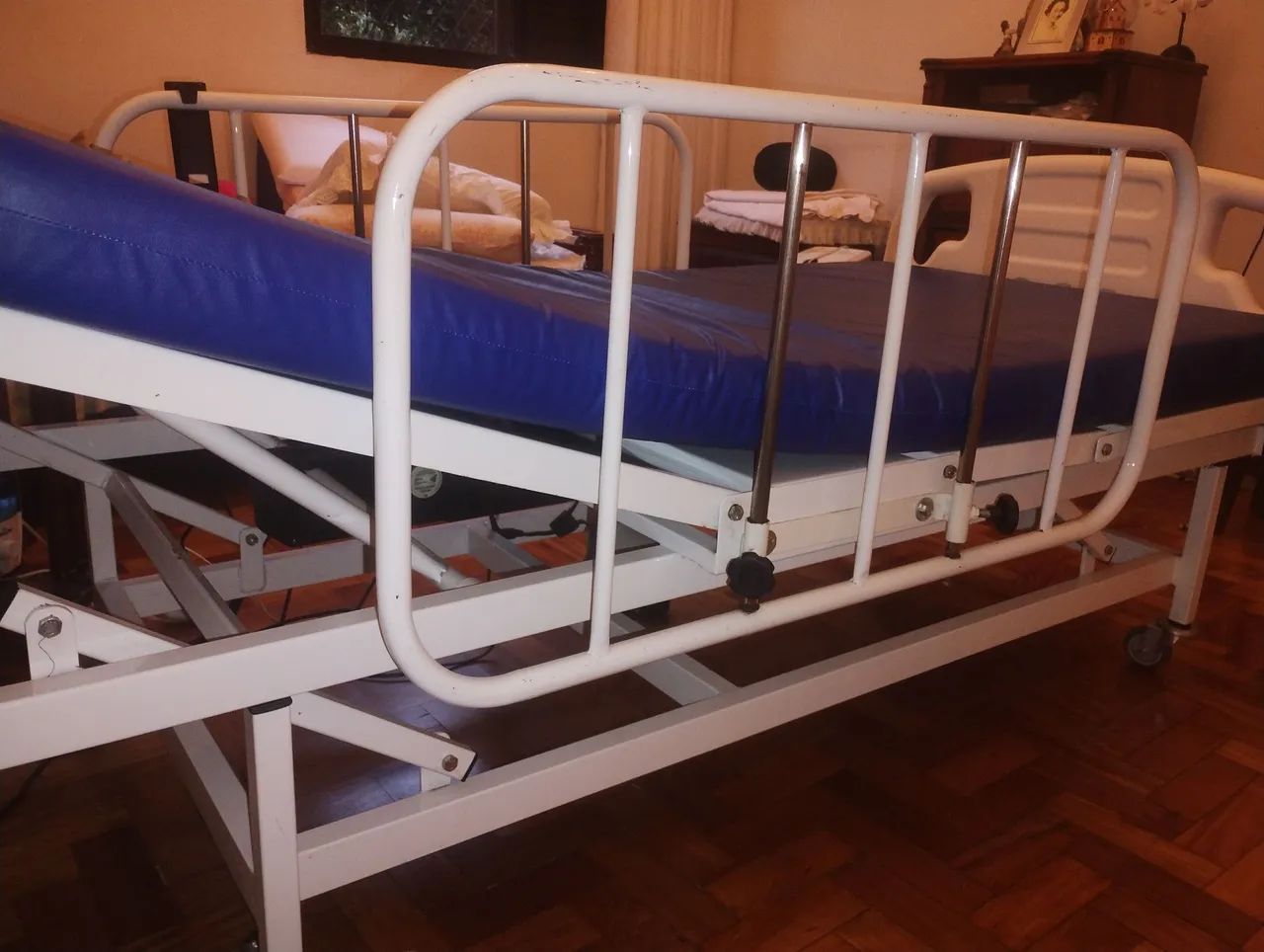 Cama hospitalar elétrica  - Foto 2