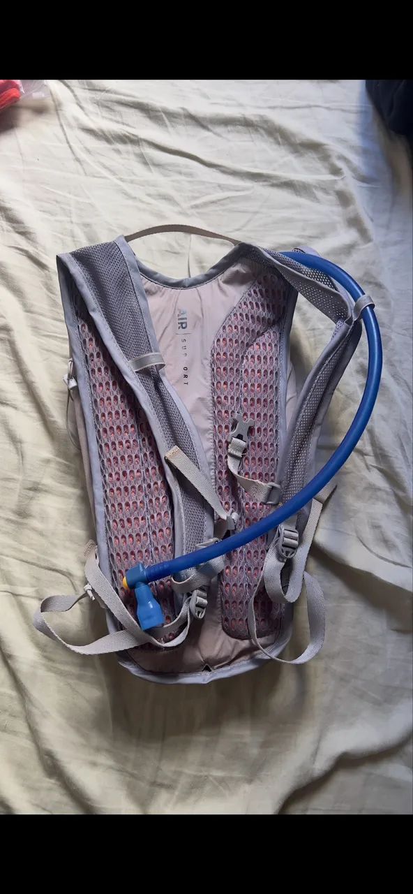 Camelback Classic air support de 2 litros - Foto 2