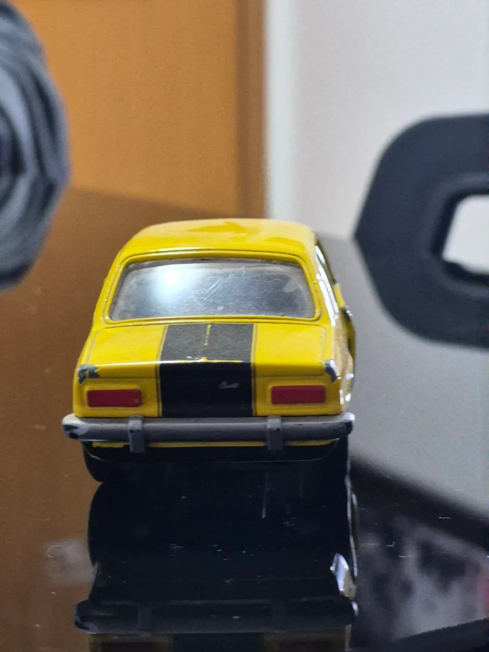 Miniatura Chevrolet Chevette GP2 amarelo  - Foto 2