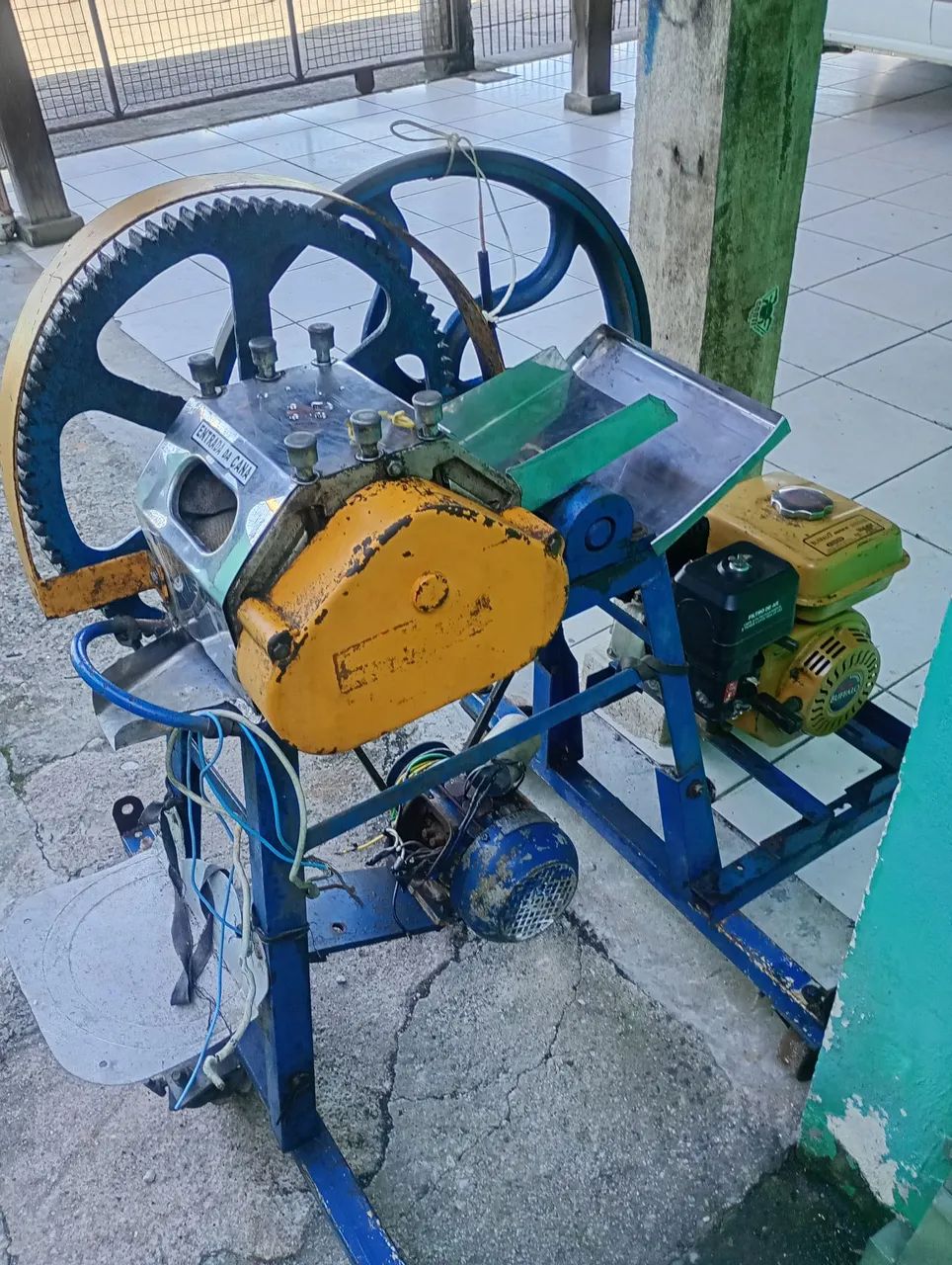 Vendo moedor de cana 