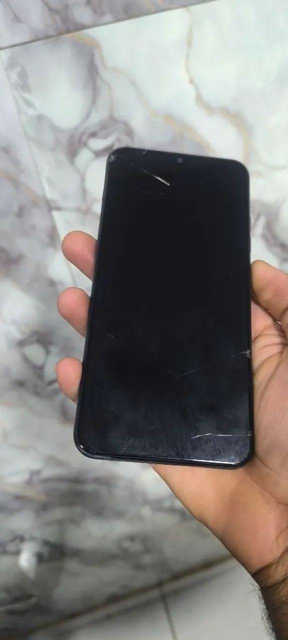 LG k22 trincado, funciona perfeitamente  - Foto 4