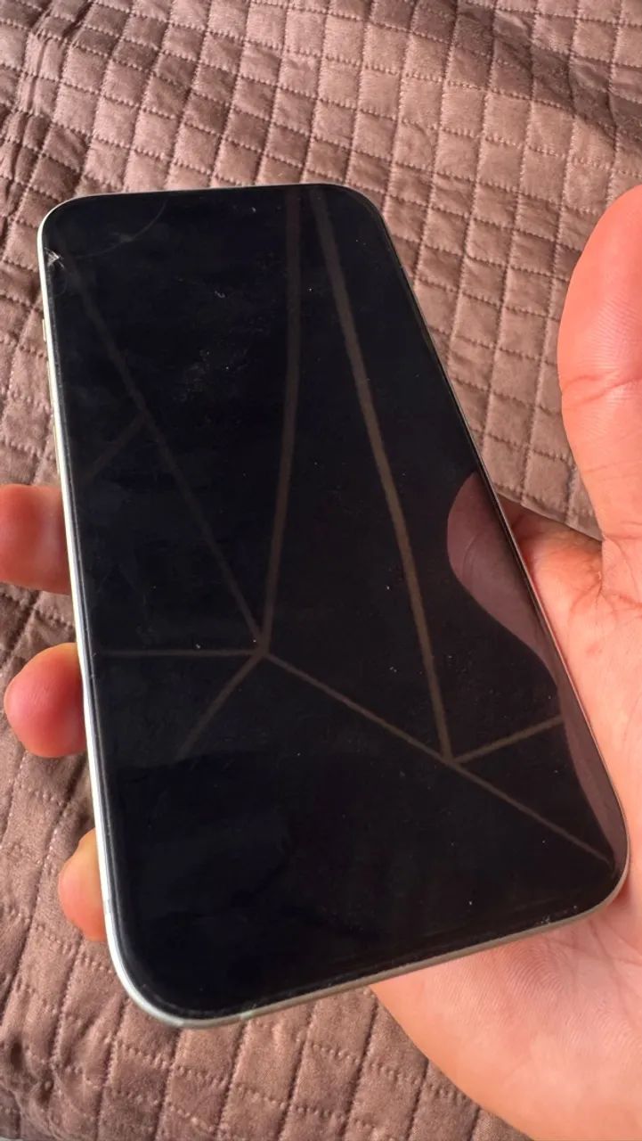 iPhone 15 - Foto 3