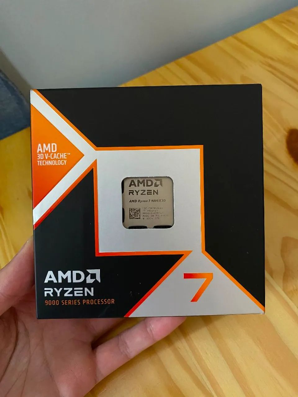 AMD Ryzen 7 9800X3D