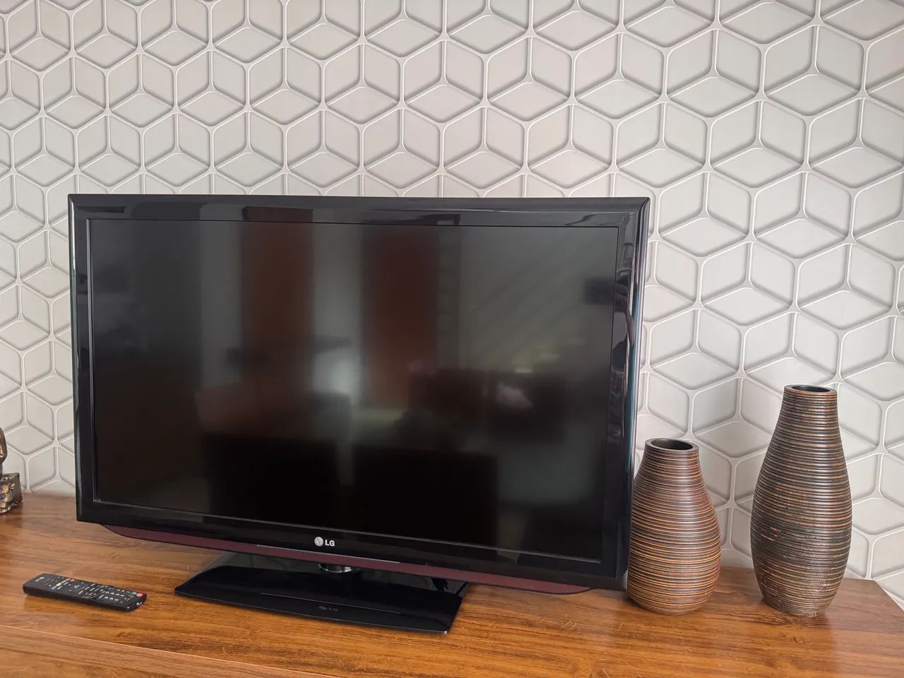 Televisão LG - 42 polegadas