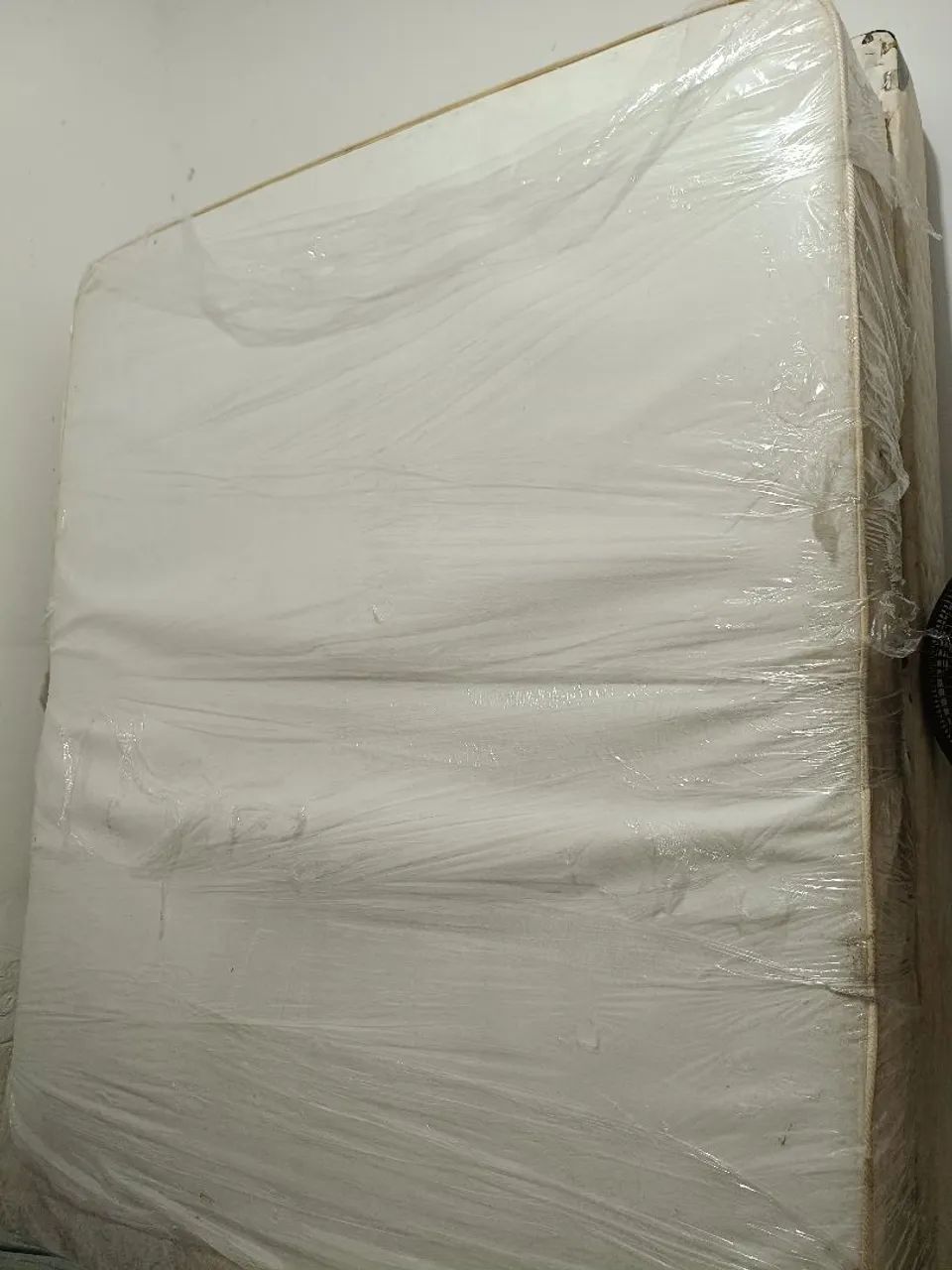 Cama king size box+colchão 