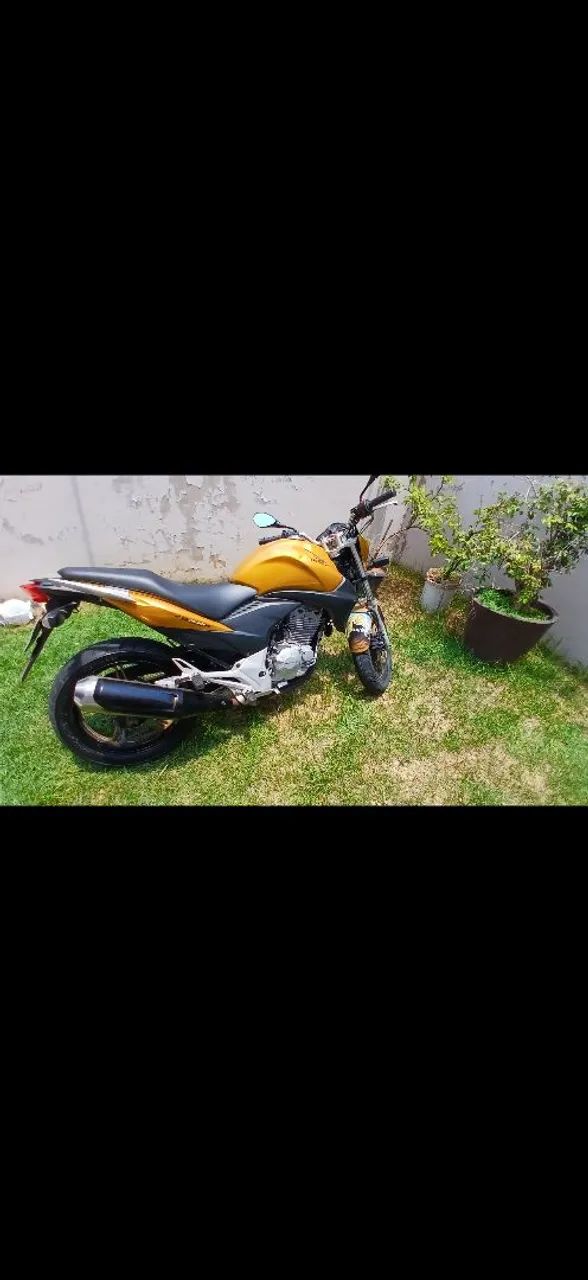 Cb 300 2009/10 - Foto 2