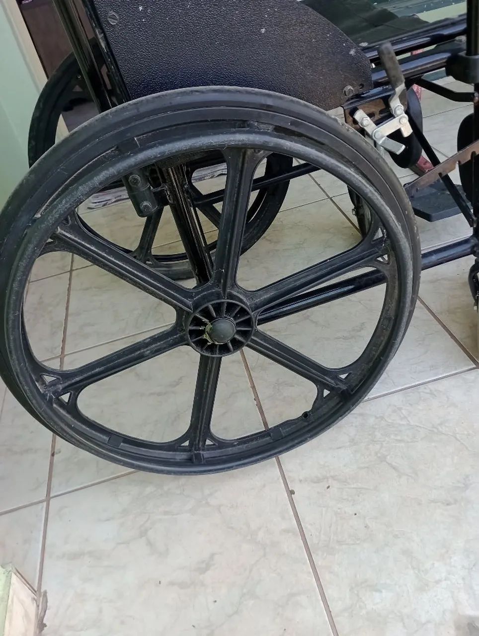 Cadeira de rodas - Foto 3
