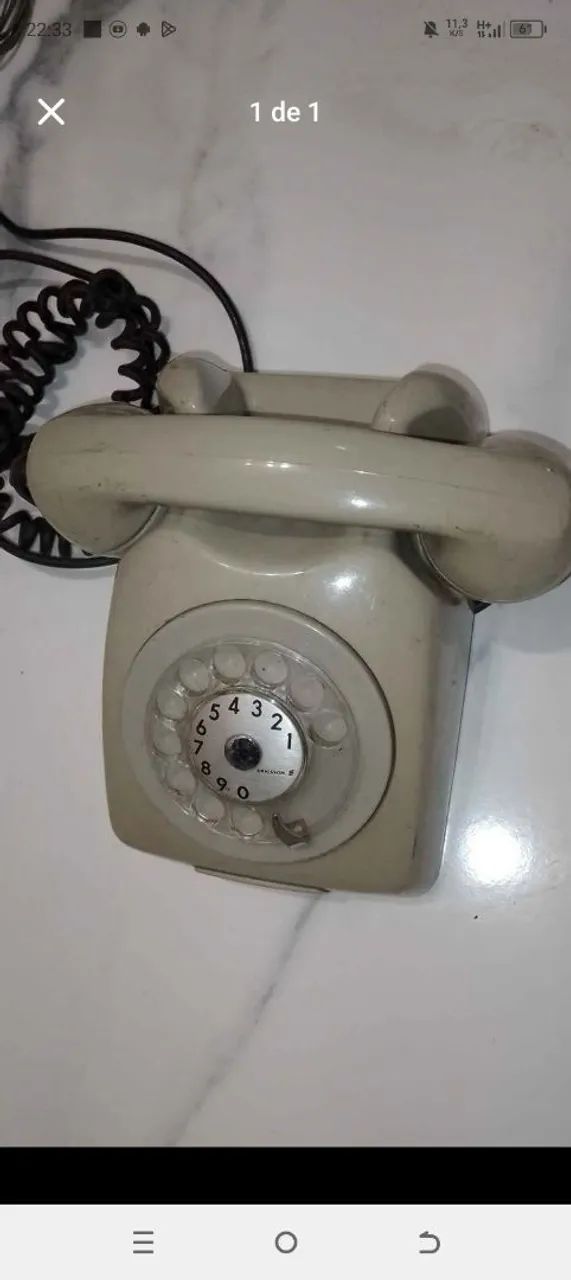 Telefone antigo em perfeito estado sem avarias 