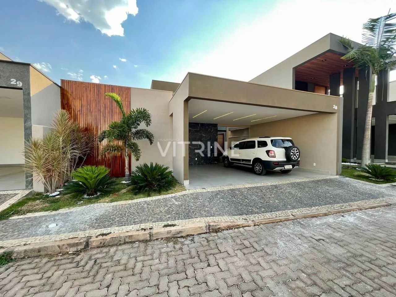 Alto Padrão Ponte Alta Norte, Casa com 4 Quartos. - Foto 2