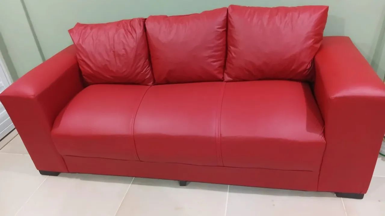 Sofá vermelho 