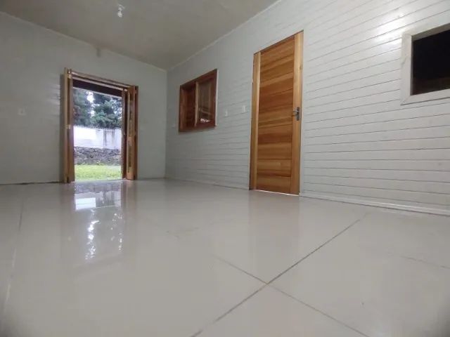Casa 2 suítes com churrasqueira e pátio - Foto 4