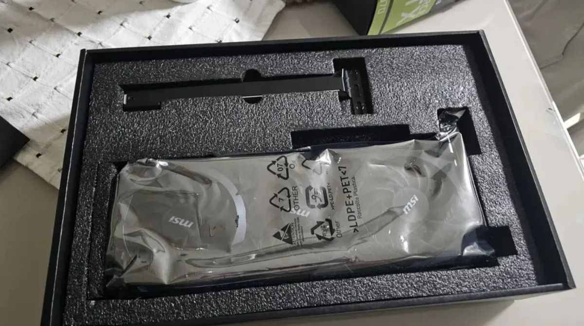 NVIDIA RTX 3070 MSI VENTUS 3X - Foto 2