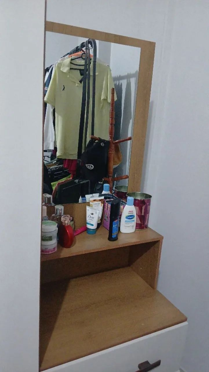 Guarda roupa c/penteadeira  - Foto 2