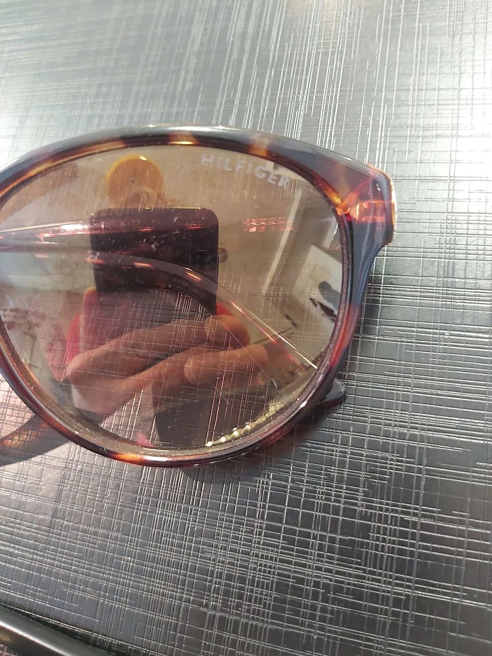 Óculos Guess e Tom Hilfiger - Foto 4