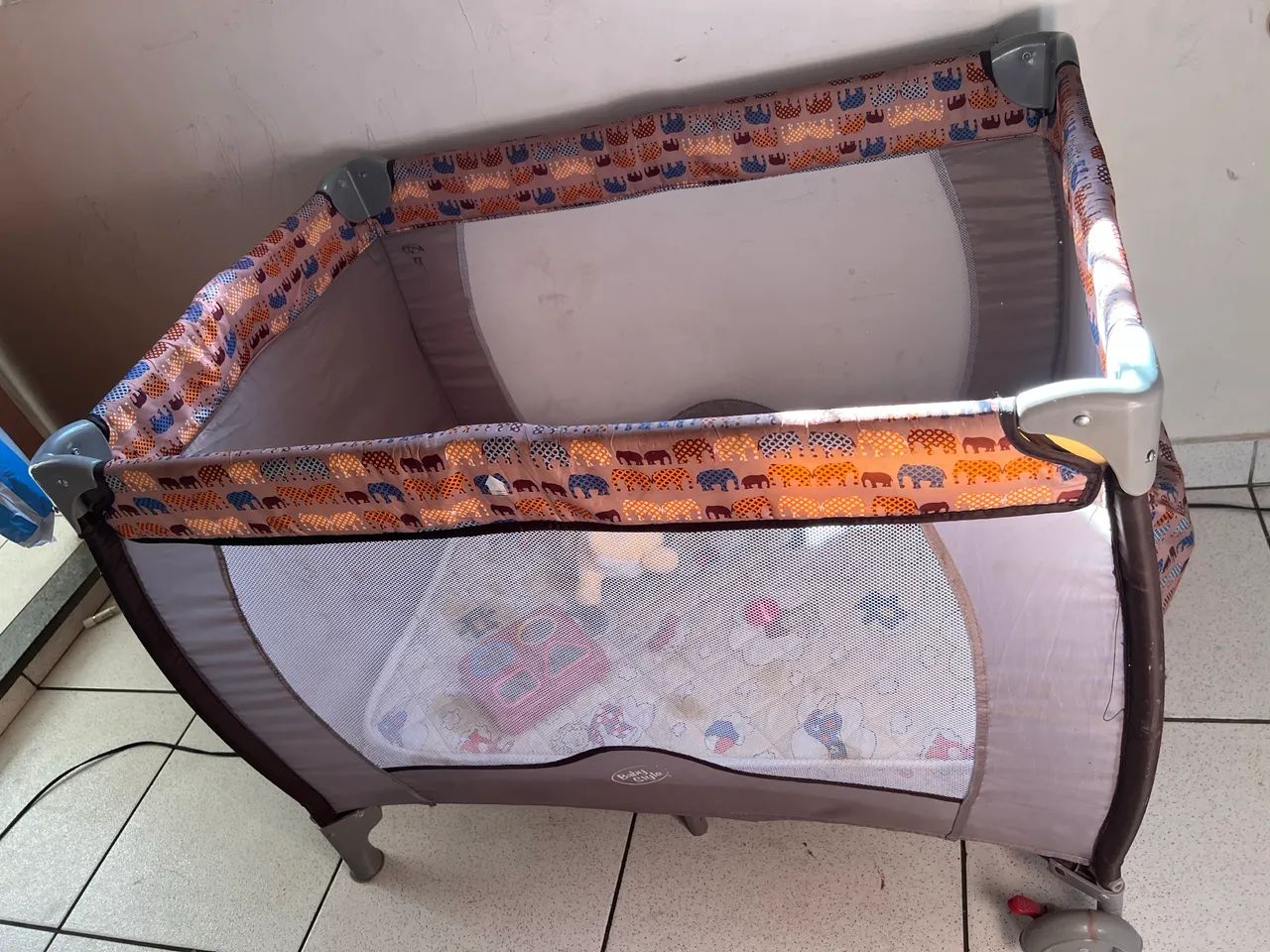 Vende se cercadinho 
