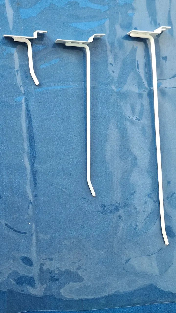Ganchos para Painel Canaletado  - Foto 2
