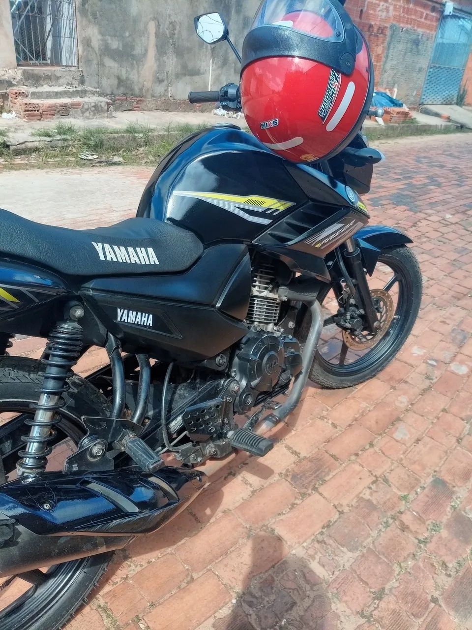 Moto fazer 150