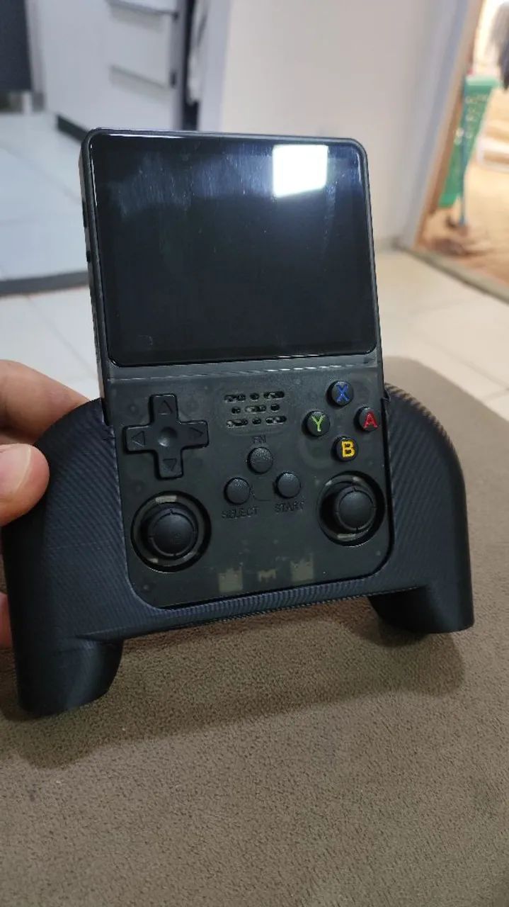 Console R36S + Grip de Pegada Melhorada - Foto 4