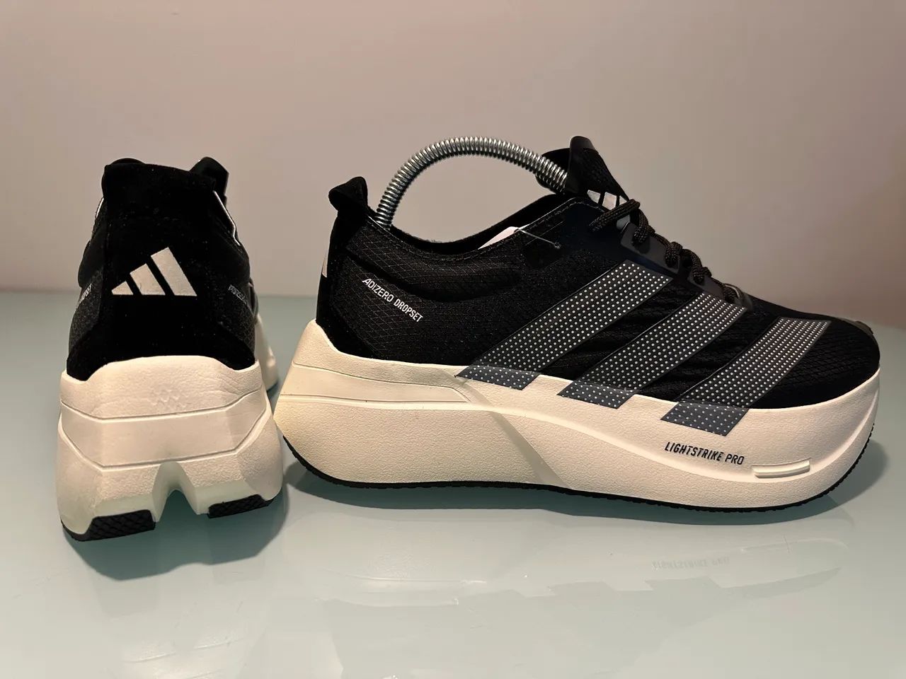 Tênis de corrida adidas  - Foto 4