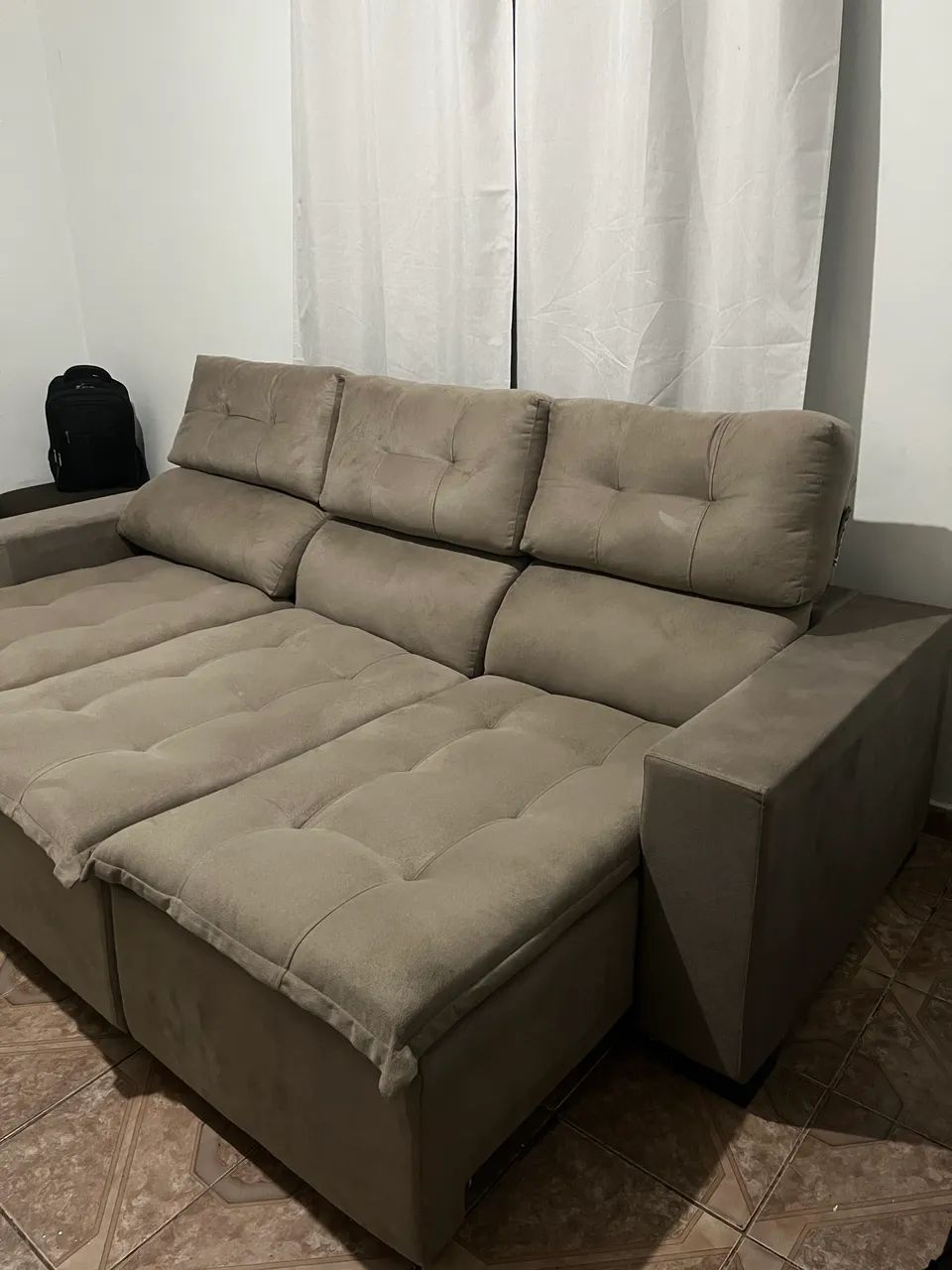 SOFÁ RETRÁTIL SEMI NOVO 453011742141327364
