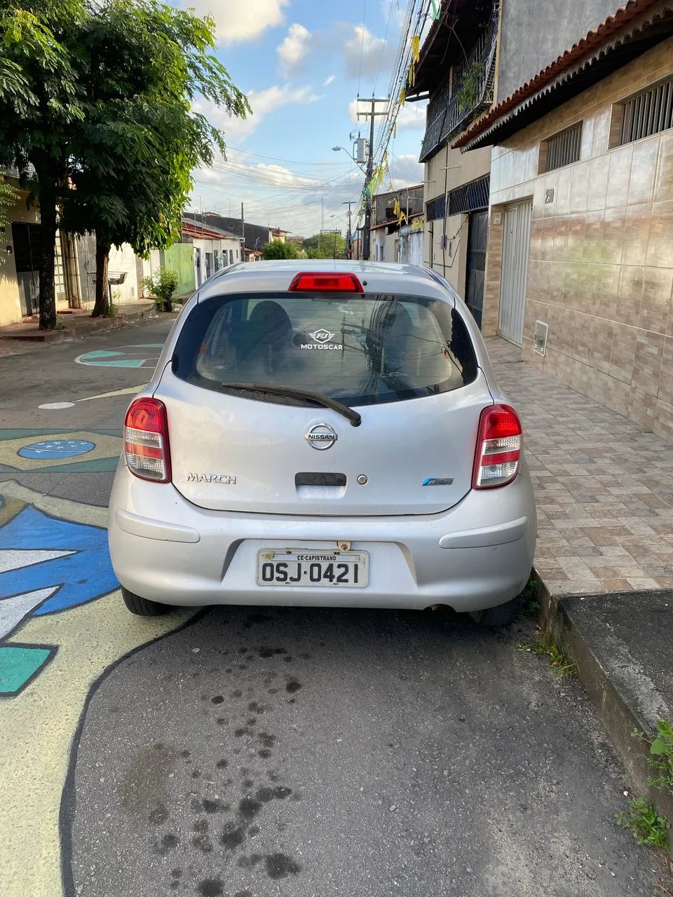 Nissan March 2013