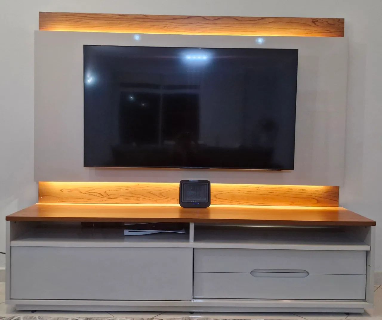 Vendo home com painel