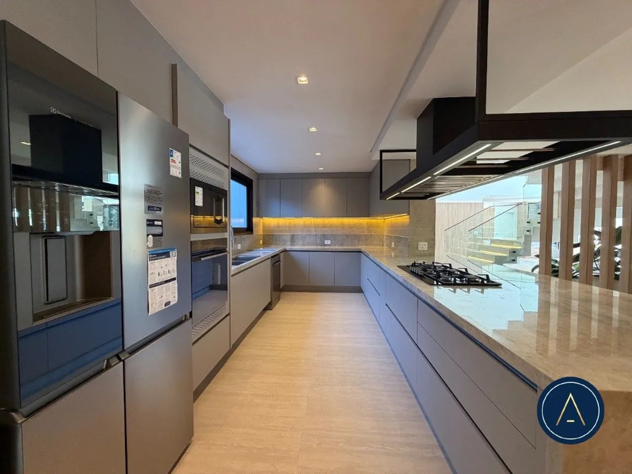 Casa nova e mobiliada de alto padrão em Alphaville - Foto 3